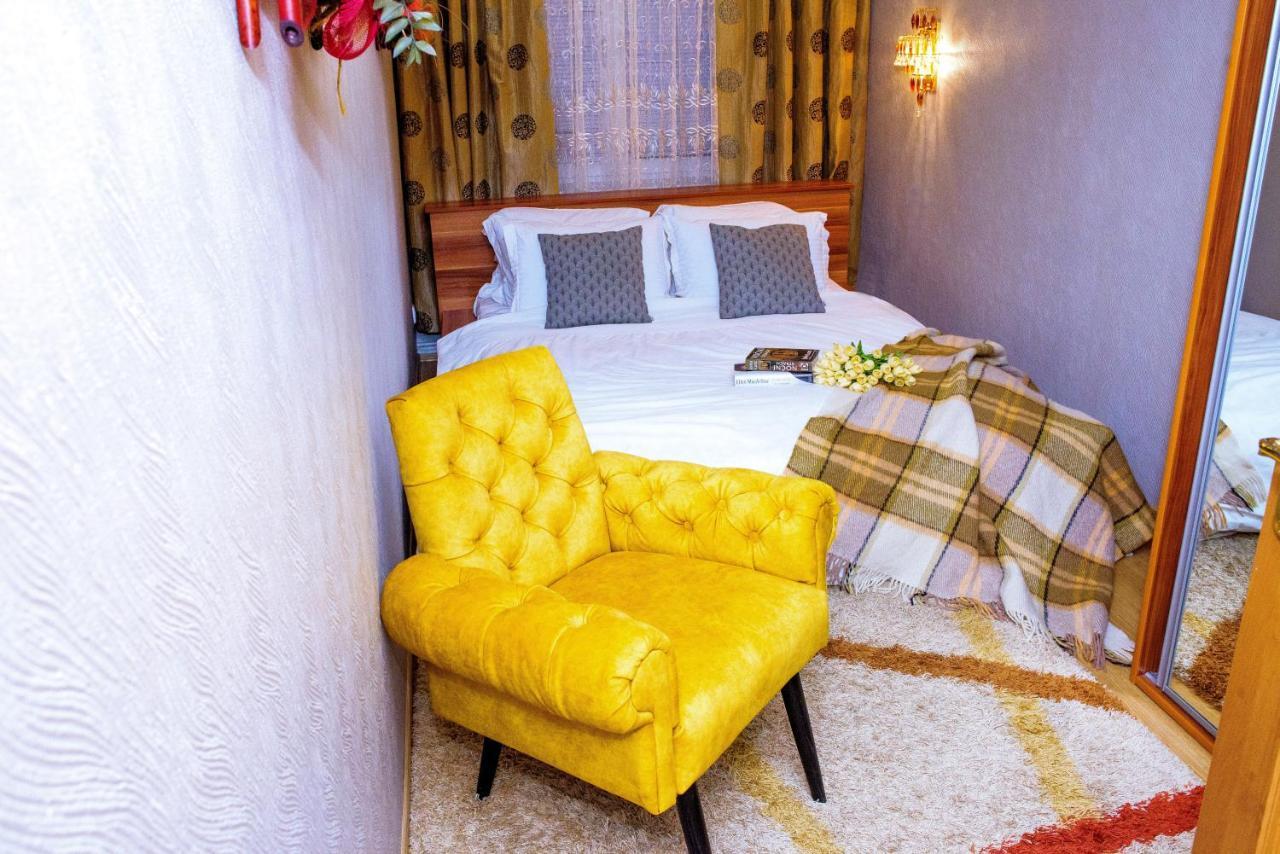 Topilche Apartment Τερνόπιλ Εξωτερικό φωτογραφία